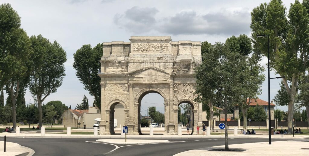 orange arc de triomphe