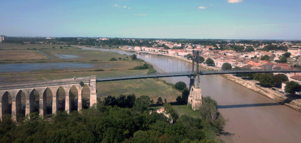 pont suspendu tonnay-charente